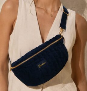 Banane velours bleu nuit